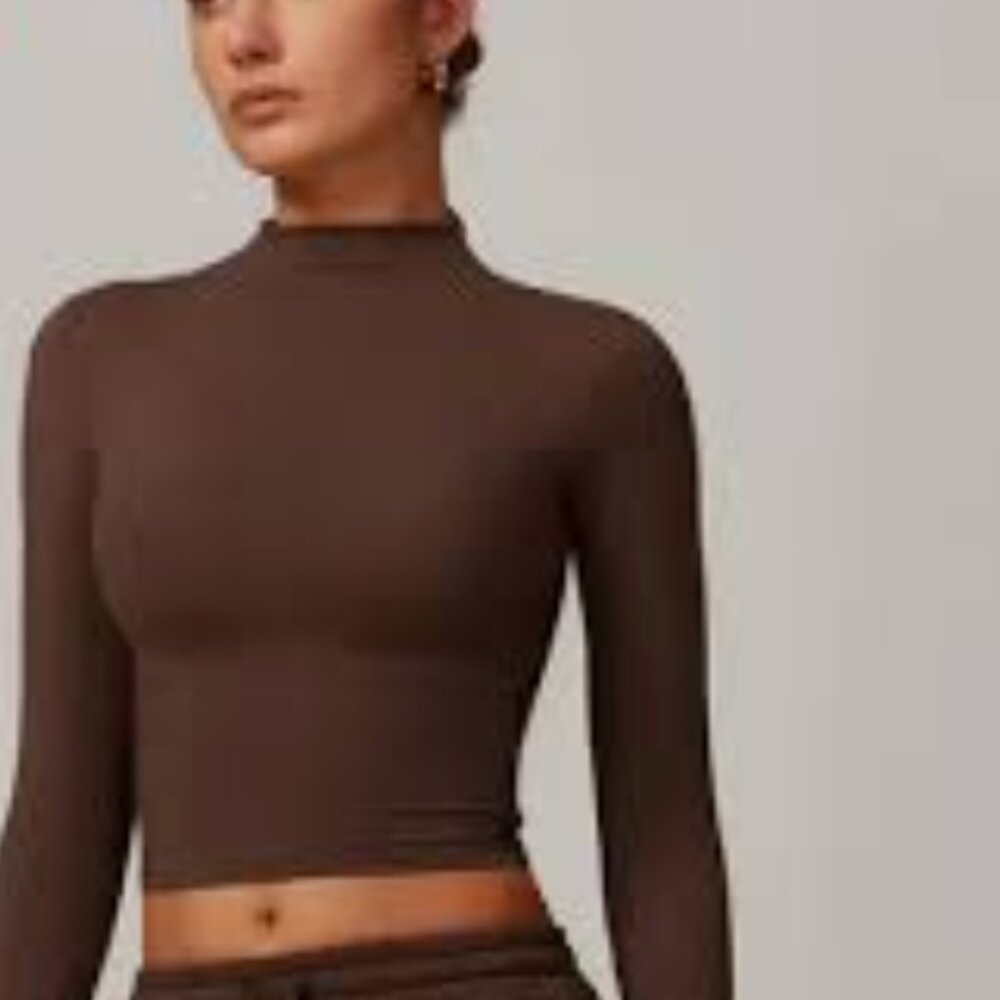 BABATON Contour Crop Top